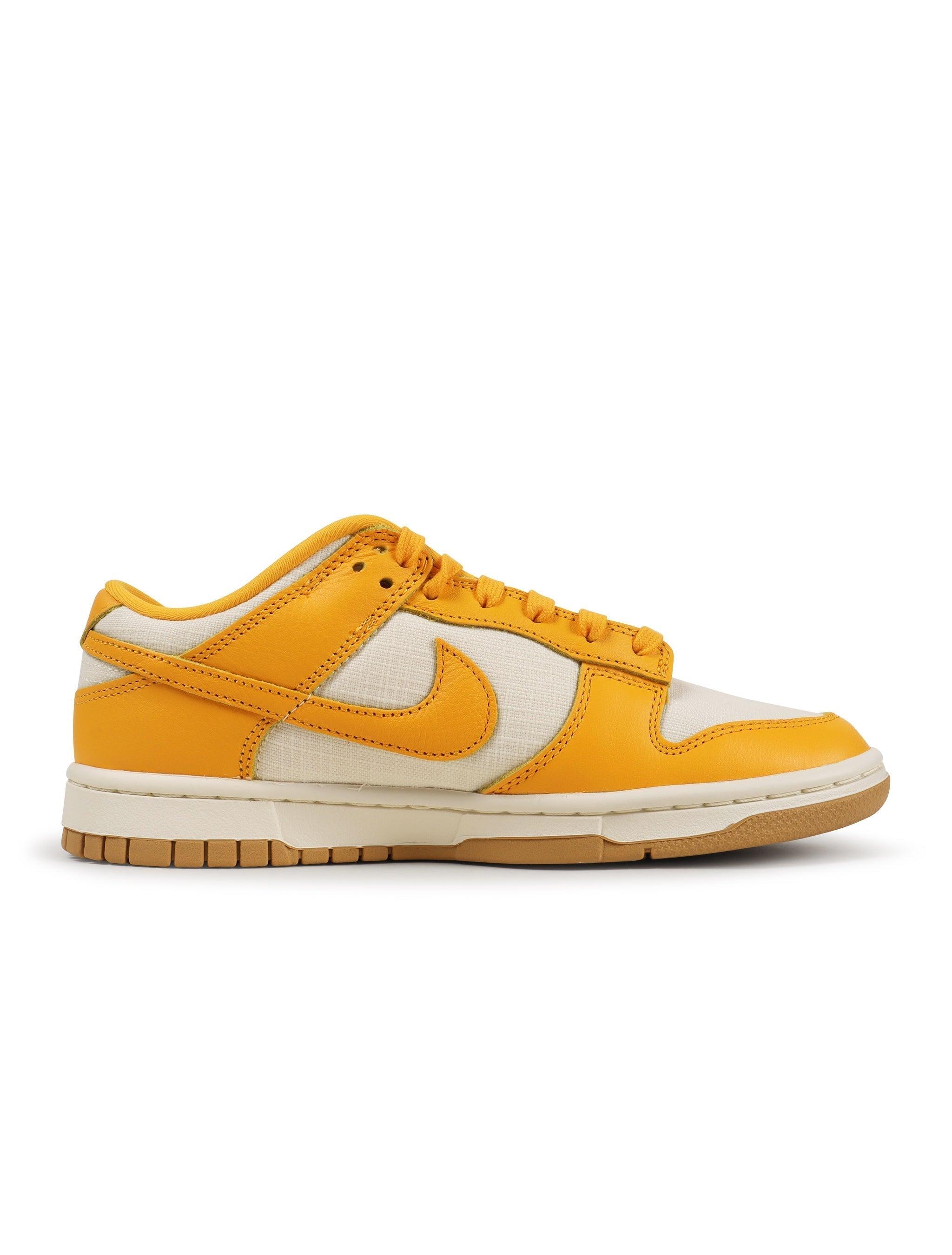 Nike Mens Dunk Low Retro - University Gold